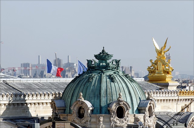 střechy Paříže