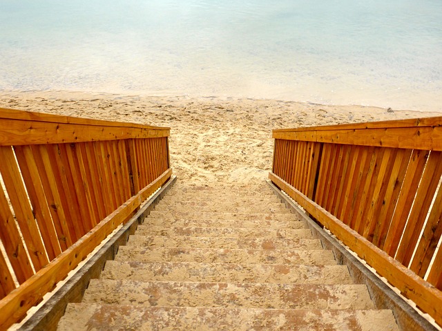 schody na pláž